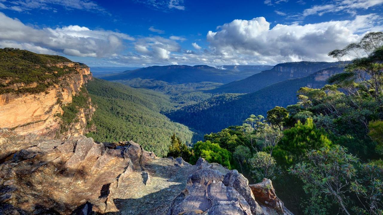 Poet's - Fireplace, Close To Treks Wentworth Falls